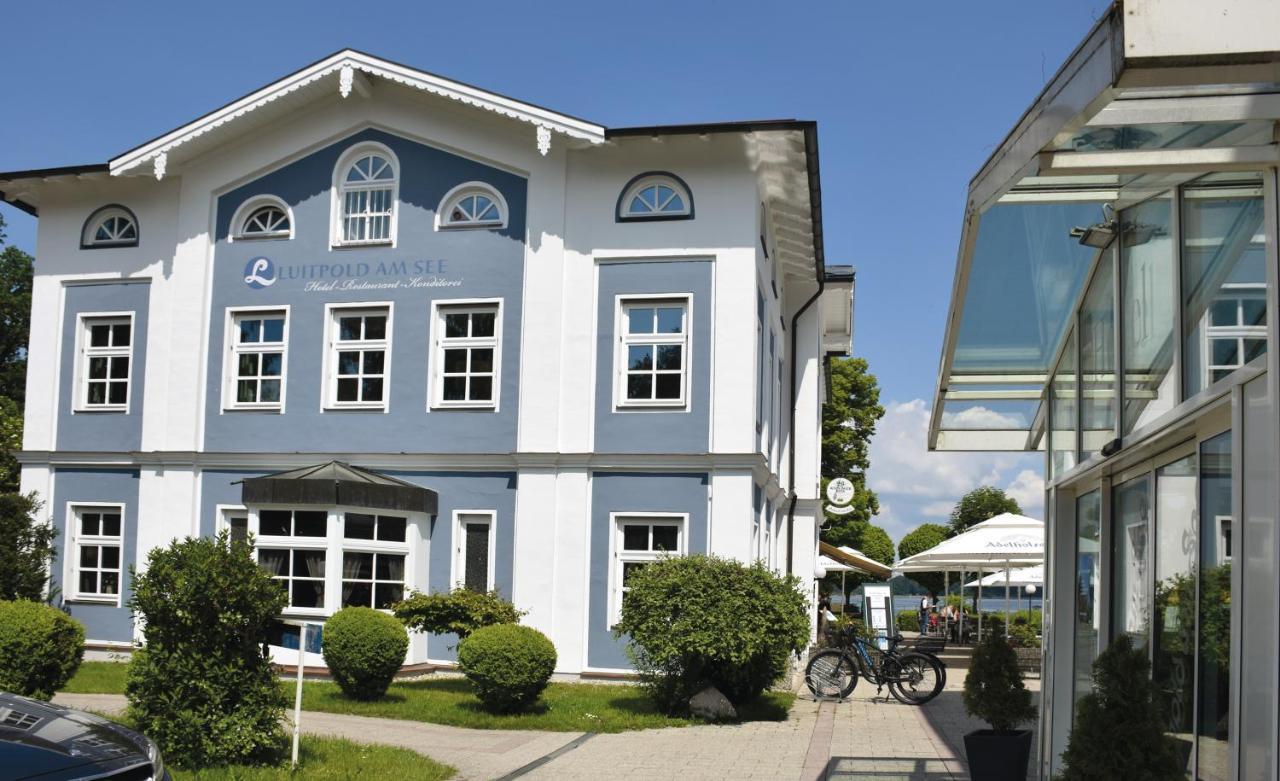 Hotel Luitpold Am See 프리엔암치엠시 외부 사진